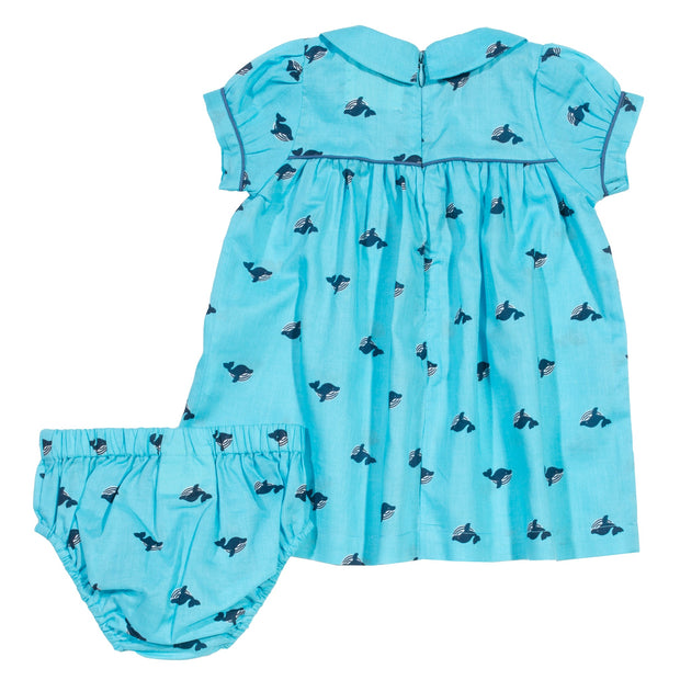 Baby in wonder whale dress set