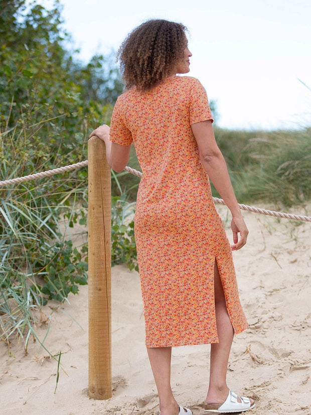 Kite - Womens organic Thornicombe jersey t-shirt dress petal perfume orange - All-over print - Mid-calf length