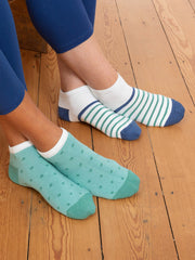 Spot and stripe trainer socks