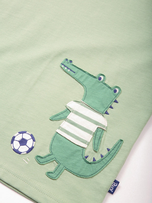 Snappy tackle t-shirt